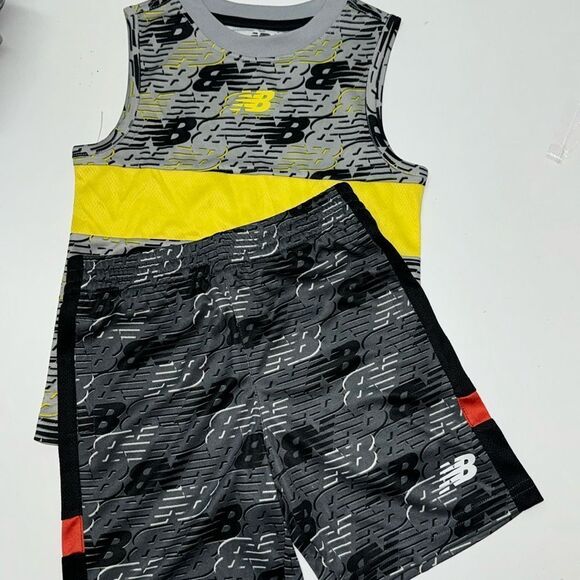 🔥3 pc new balance  kids boys T-shirt/tank/short  Sz 3TNew - Picture 6 of 9